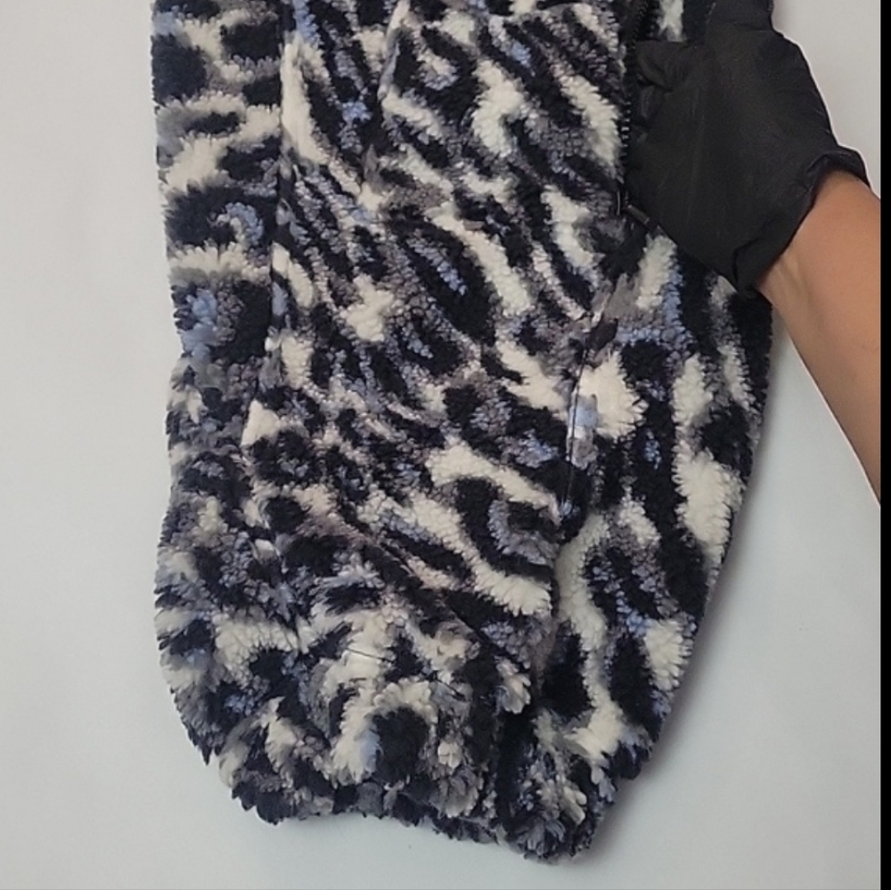 New FP Movement Hit The Slopes Printed Salopette Fleece Overalls One Piece Small - Picture 10 of 17